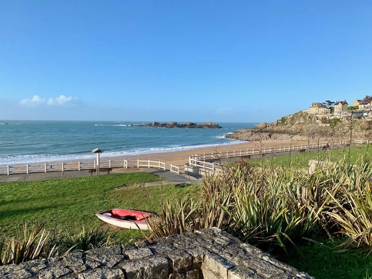 Holiday home La Villa Benetine Rotheneuf Saint-Malo